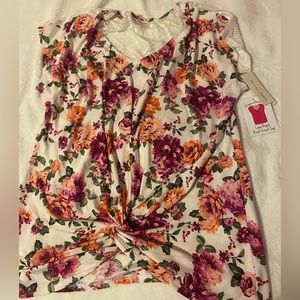 Lace back, knot front top